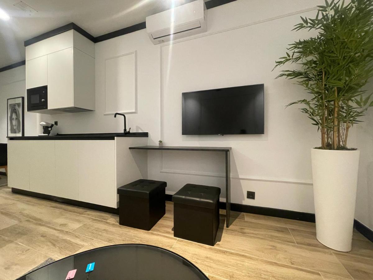 Mk77 - Lancia Apartment